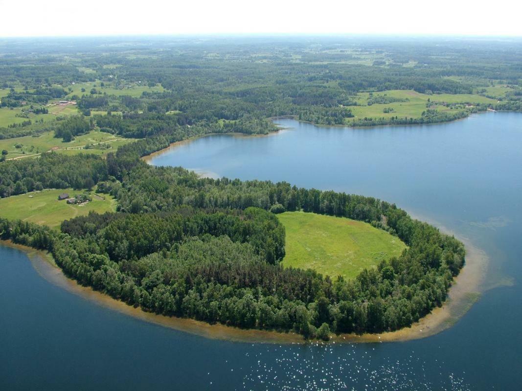 Vila Pakrasti Svente Exteriér fotografie